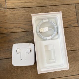 アイフォーン(iPhone)のiPhone充電ケーブル、イヤホン(バッテリー/充電器)