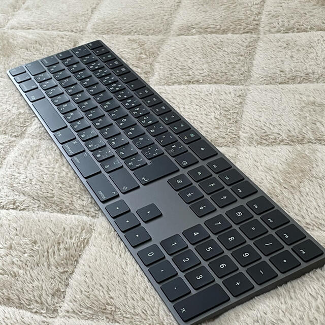 Magic Keyboard with Numeric Keypad 美品 お得に買い物できます www