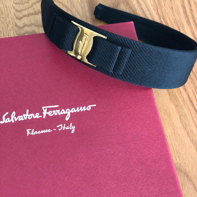 Ferragamo フェラガモ  カチューシャ