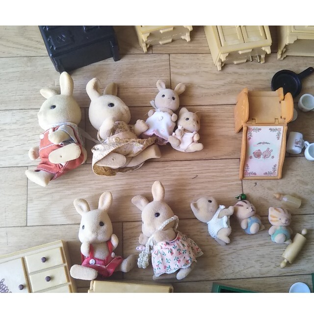 シルバニアファミリー森の大きなお家と家具 キッズ/ベビー/マタニティのおもちゃ(ぬいぐるみ/人形)の商品写真