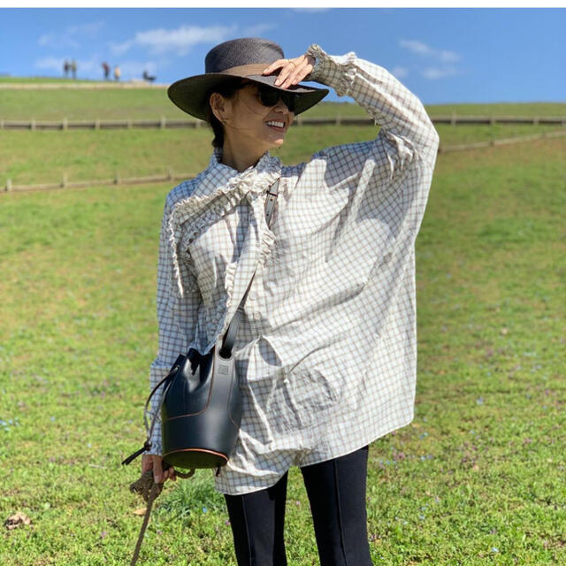 LOEWE - 滝沢眞規子さん愛用!Loewe Balloon Bucket Bag ロエベ LOEWE - 滝沢眞規子さん愛用!Loewe Balloon Bucket Bag ロエベ