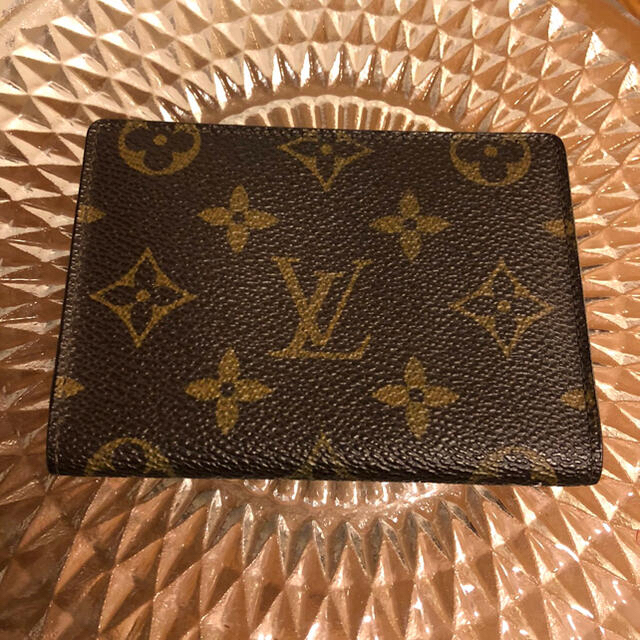 LOUIS VUITTON(ルイヴィトン)のLOUIS VUITTON カードケース 定期入れ モノグラム  レディースのファッション小物(名刺入れ/定期入れ)の商品写真