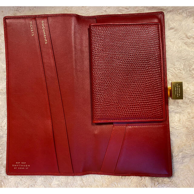 Smythson - 【新品未使用】箱付き smythson トラベルウォレット レッド