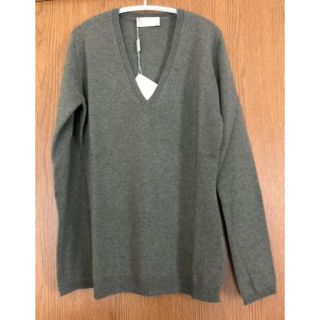 クルチアーニ(Cruciani)のCruciani クルチアーニ　カシミアセーター　44 新品(ニット/セーター)