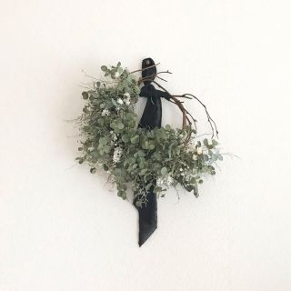 小葉　green dried flower half wreathe リース　(ドライフラワー)