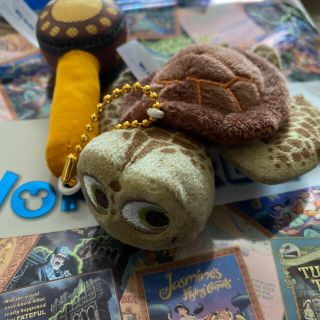 ディズニー(Disney)のディズニーワンダブルズ　クラッシュ　ぬいぐるみチェーン(キャラクターグッズ)