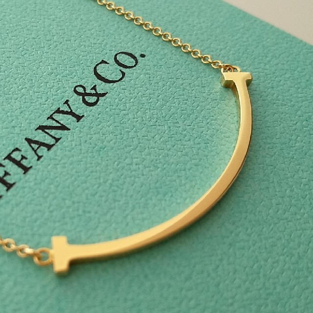 Tiffany & Co.(ティファニー)の【LALA様専用】ティファニー スマイル （スモール）ペンダント レディースのアクセサリー(ネックレス)の商品写真