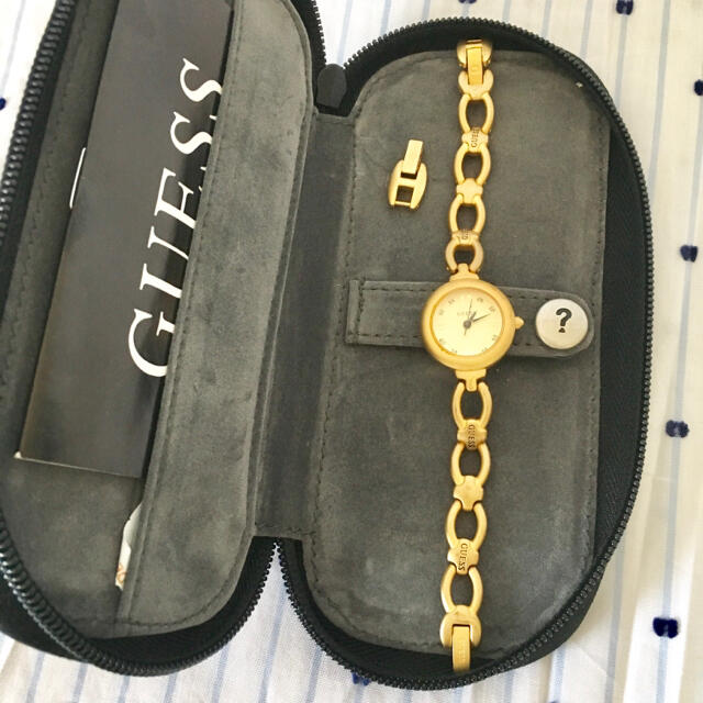 GUESS(ゲス)のGUESS ゲス　US限定　ブレスレット　ウォッチ　腕時計 レディースのファッション小物(腕時計)の商品写真