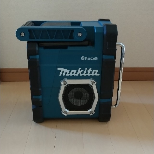 Makita(マキタ)のマキタ MR 106 現場ラジオ インテリア/住まい/日用品のインテリア/住まい/日用品 その他(その他)の商品写真