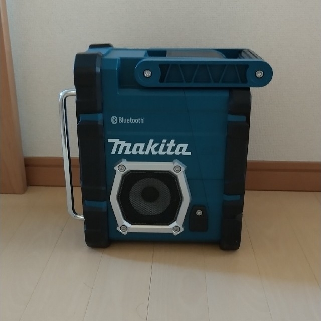 Makita(マキタ)のマキタ MR 106 現場ラジオ インテリア/住まい/日用品のインテリア/住まい/日用品 その他(その他)の商品写真