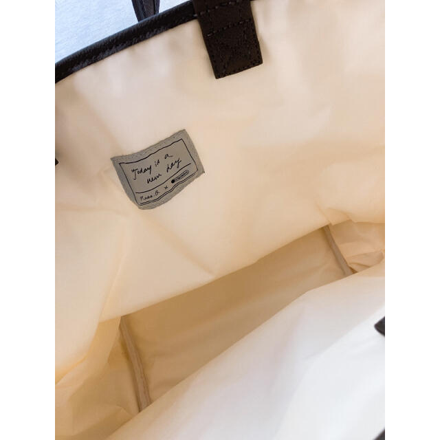 LeSportsac(レスポートサック)の新品♦︎レスポートサック　ポーチ付　大草直子コラボ レディースのバッグ(トートバッグ)の商品写真