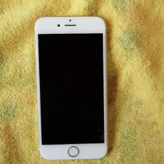 アイフォーン(iPhone)の未使用リファービッシュ品　iPhone6   docomo(スマートフォン本体)