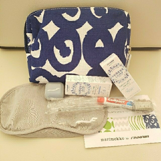 marimekko(マリメッコ)のマリメッコ marimekko FINNAIR TravelKit ビジネス レディースのファッション小物(ポーチ)の商品写真