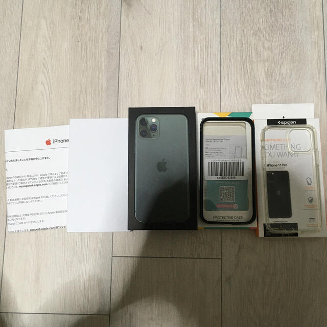 新品最安値 iPhone11Pro 512GB SIMフリーミッドナイトグリーン