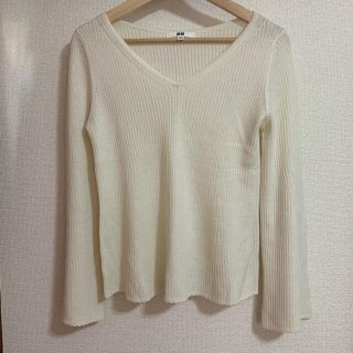 ユニクロ(UNIQLO)のユニクロ　メリノブレンドベルスリーブセーター(ニット/セーター)