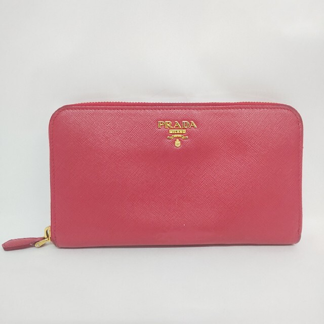 PRADA(プラダ) ラウンドファスナー 長財布 レッド AO133-