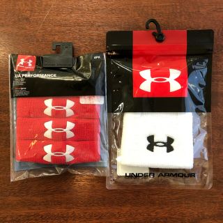 アンダーアーマー(UNDER ARMOUR)のたーくん様専用　アンダーアーマー  リストバンド　白(バングル/リストバンド)