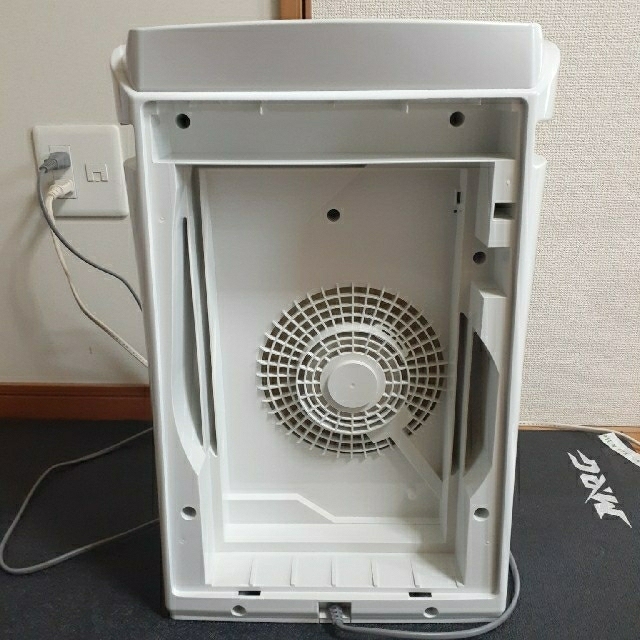 SHARP(シャープ)のkawa様専用☆シャープ　FU-G51 空気清浄機 スマホ/家電/カメラの生活家電(空気清浄器)の商品写真