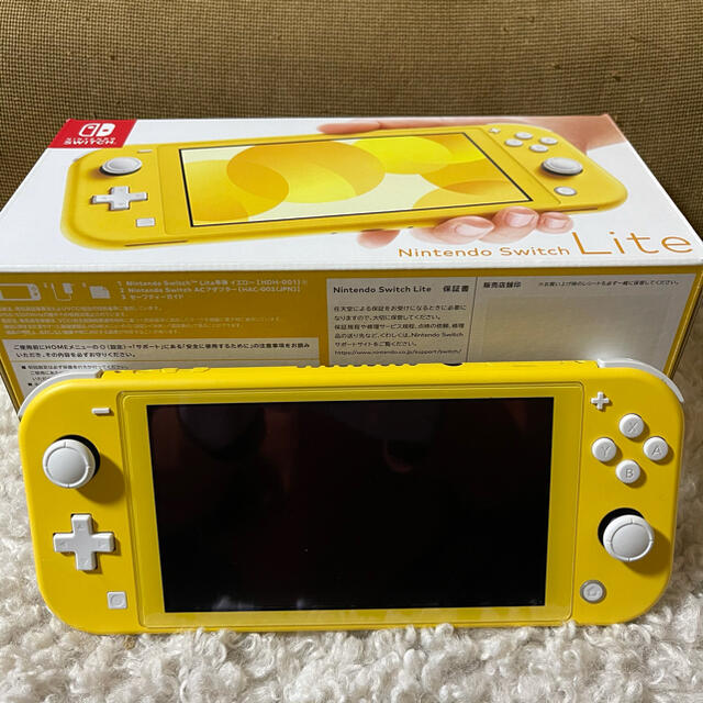 Nintendo Switch Lite イエロー