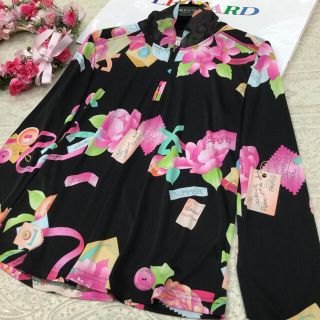 レオナール(LEONARD)のルイズ様専用！レオナール スポーツ　♡ 花柄　トップス　♡ 40  (カットソー(長袖/七分))