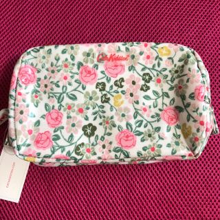 キャスキッドソン(Cath Kidston)のCath Kidson メークアップケース ヘッジローズ　タグ付き(ポーチ)