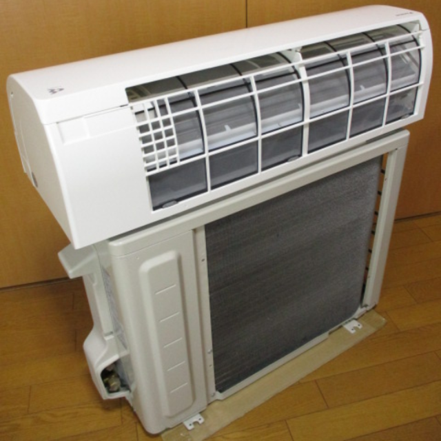 DAIKIN(ダイキン)の【美品】取付工事無料*洗浄済み+保証エアコン 2017年 6畳 2.2kw スマホ/家電/カメラの冷暖房/空調(エアコン)の商品写真