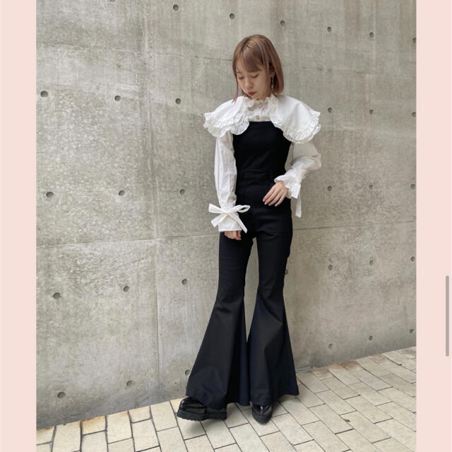 Honey mi Honey(ハニーミーハニー)のHONEY MI HONEY backribbon denim サロペット レディースのパンツ(サロペット/オーバーオール)の商品写真