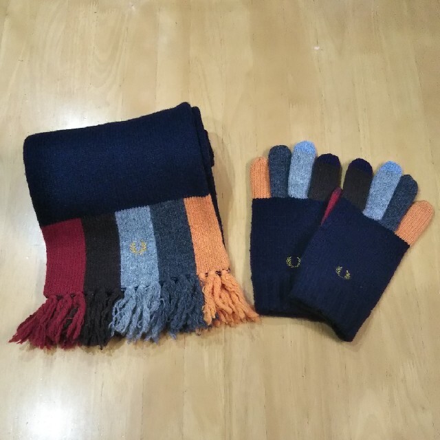 Fred Perry Fred Perry ニット 手袋 マフラー セットの通販 By ポツダム S Shop フレッドペリーならラクマ Fred Perry Fred Perry ニット 手袋 マフラー セットの通販 By ポツダム S Shop フレッドペリーならラクマ