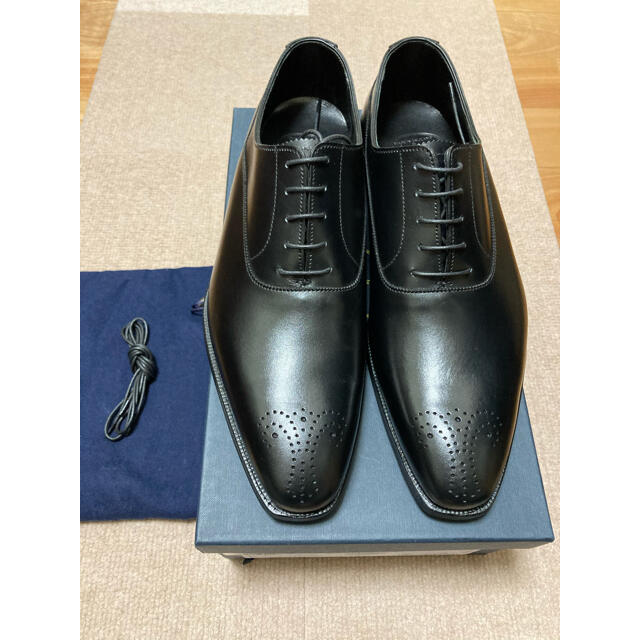 Crockett&Jones(クロケットアンドジョーンズ)の新品未使用　クロケット＆ジョーンズ  6.5Ｅ　ハンドグレード   メンズの靴/シューズ(ドレス/ビジネス)の商品写真