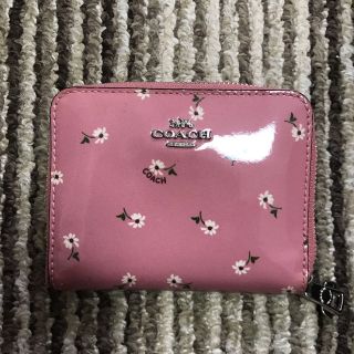 コーチ(COACH)のcoach 花柄　エナメル風レザー折財布(財布)