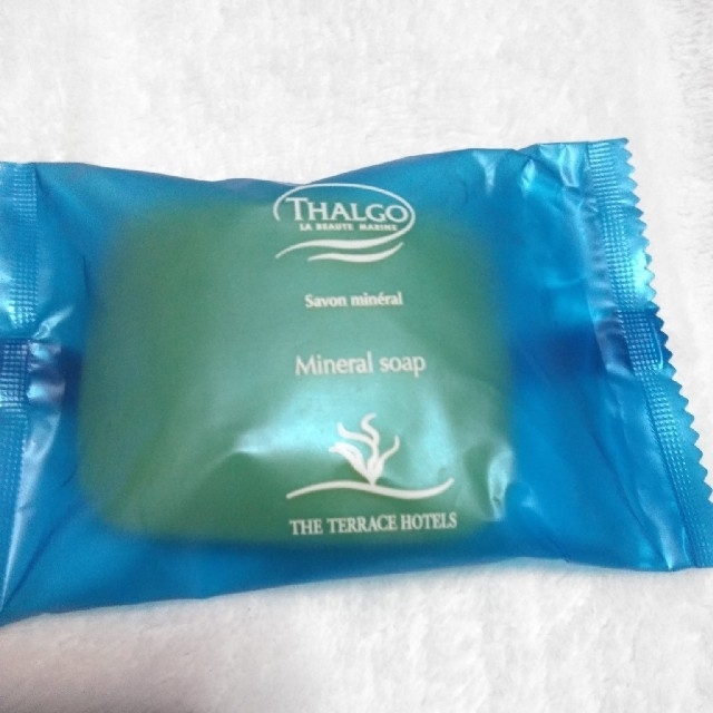 THALGO(タルゴ)のタルゴ日本製（ミネラルソープ）化粧石鹸60g 未開封 コスメ/美容のボディケア(ボディソープ/石鹸)の商品写真