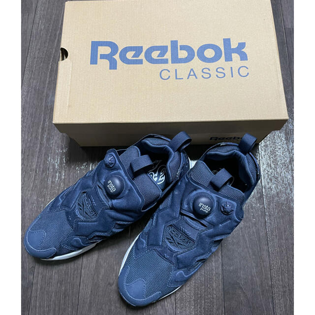 Reebokクラシック インスタポンプフューリー ネイビー