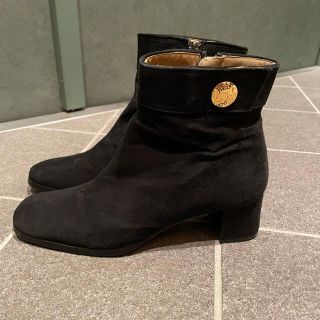 サンローラン(Saint Laurent)のYves Saint Laurent ♥︎ ショートブーツ(ブーツ)