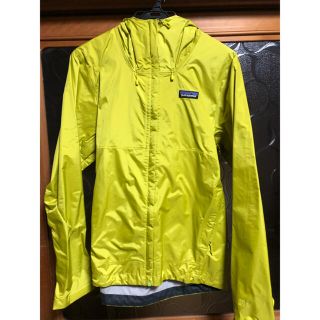 パタゴニア(patagonia)のパタゴニア　patagoniaメンズXS マウンテンパーカー　ナイロンジャケット(マウンテンパーカー)