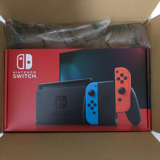 新品未開封　任天堂Switch 本体