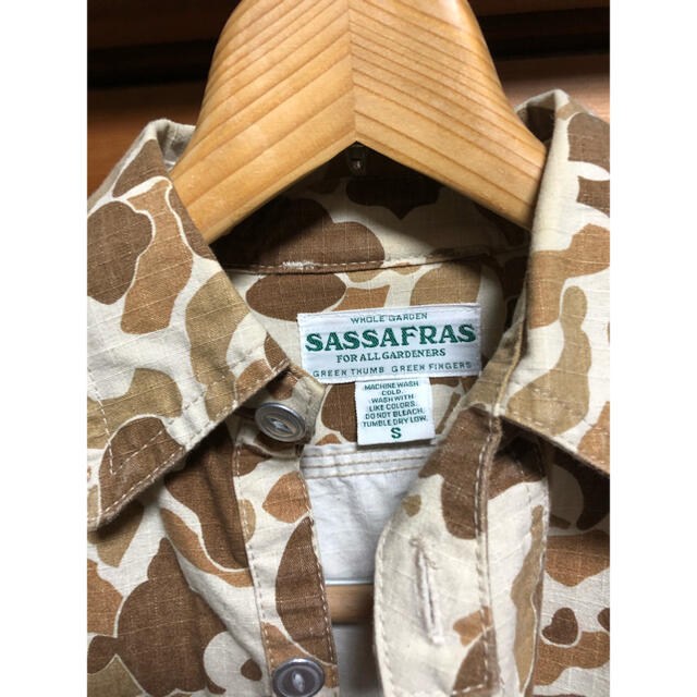 SASSAFRAS(ササフラス)のササフラスSASSAFRAS  カモフラ柄プルオーバーSサイズ メンズのジャケット/アウター(カバーオール)の商品写真