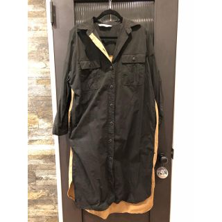 ザラ(ZARA)の【美品】値下げ✩ZARA バイカラー シャツワンピース(ロングワンピース/マキシワンピース)