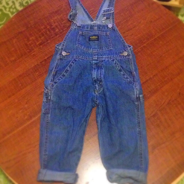 OshKosh(オシュコシュ)のオシュコッシュ オーバーオール 95 キッズ/ベビー/マタニティのキッズ服男の子用(90cm~)(パンツ/スパッツ)の商品写真