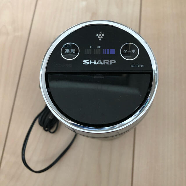 SHARP(シャープ)のシャープ プラズマクラスター　空気清浄機車載用  SHARP IG-LC15-B 自動車/バイクの自動車(車内アクセサリ)の商品写真