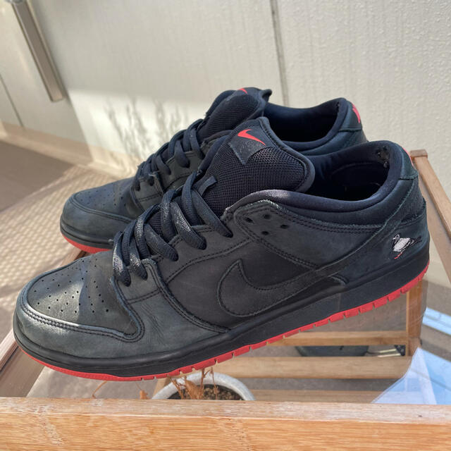 NIKE - NIKE SB DUNK LOW Black Pigeon ダンクAJ1の通販 by ヨッシー's ...