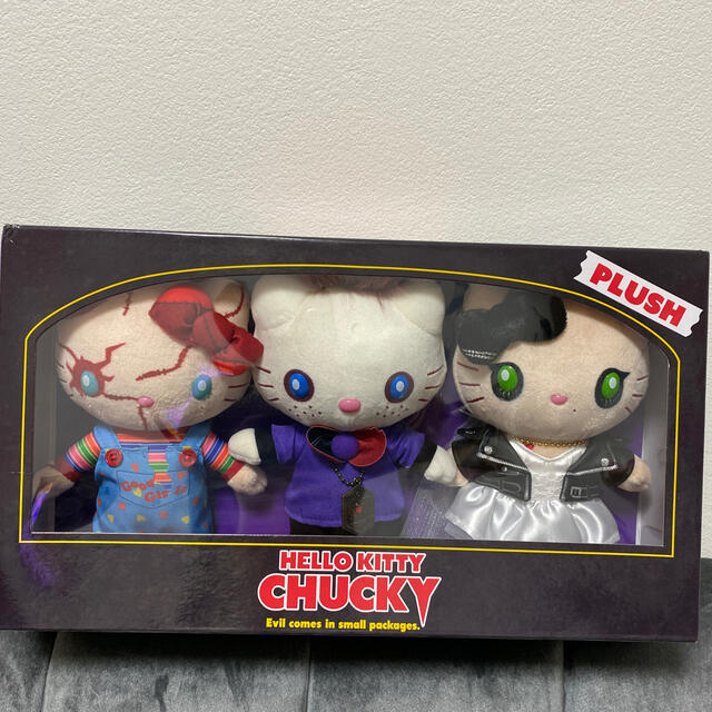 USJ限定　HELLO KITTY CHUCKY  キティ　チャッキー