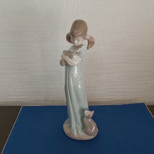 美品 ☆ リヤドロ  LLADRO  フィギュリン