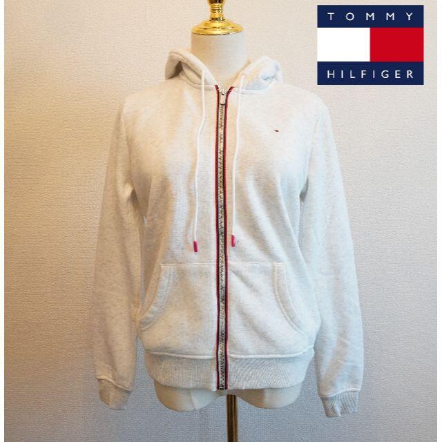 TOMMY HILFIGER(トミーヒルフィガー)のTOMMY HILFIGER ワンポイントロゴ パーカー スウェット トレーナー レディースのトップス(パーカー)の商品写真