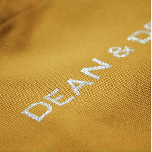 DEAN & DELUCA(ディーンアンドデルーカ)のDEAN&DELUCA ディーン&デルーカ チャリティー2020トートバッグS レディースのバッグ(トートバッグ)の商品写真