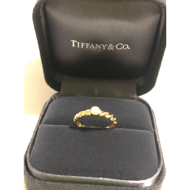 Tiffany & Co.(ティファニー)のTIFFANY＆Co ツイスト　ダイヤモンドリング(k18) レディースのアクセサリー(リング(指輪))の商品写真