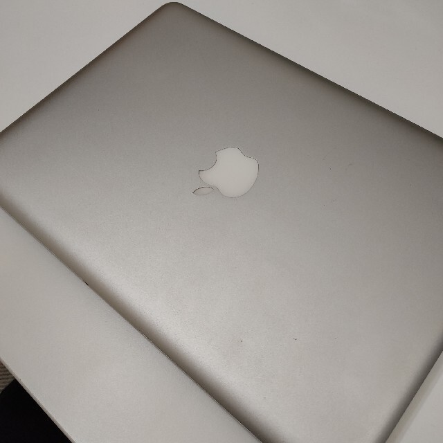 Macbook pro 13インチ early 2011 1