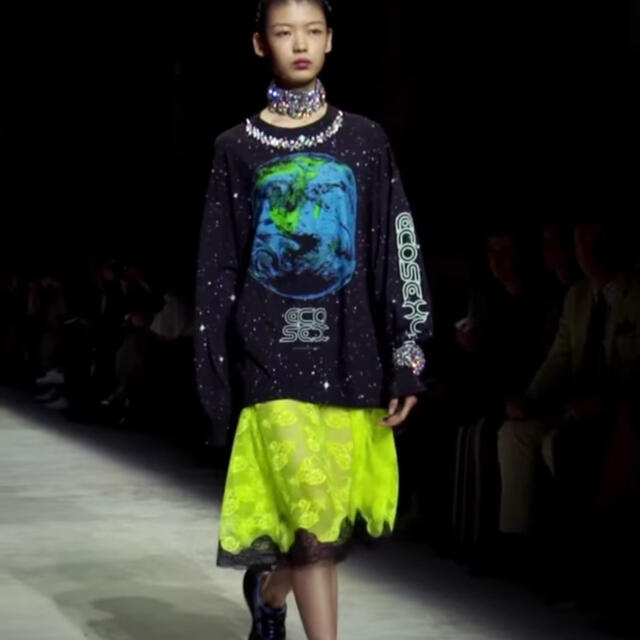 Christopher kane クリストファーケイン 宇宙 Tシャツ 長袖 レディースのトップス(Tシャツ(長袖/七分))の商品写真