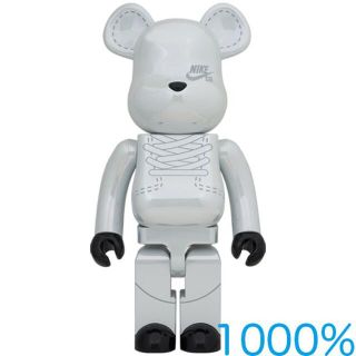 メディコムトイ(MEDICOM TOY)のBE@RBRICK NIKE SB 2020 WHITE 1000％(その他)