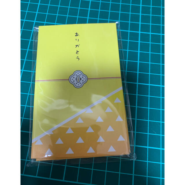 BANDAI(バンダイ)の鬼滅の刃 ローソン ポチ袋 善逸 エンタメ/ホビーのおもちゃ/ぬいぐるみ(キャラクターグッズ)の商品写真