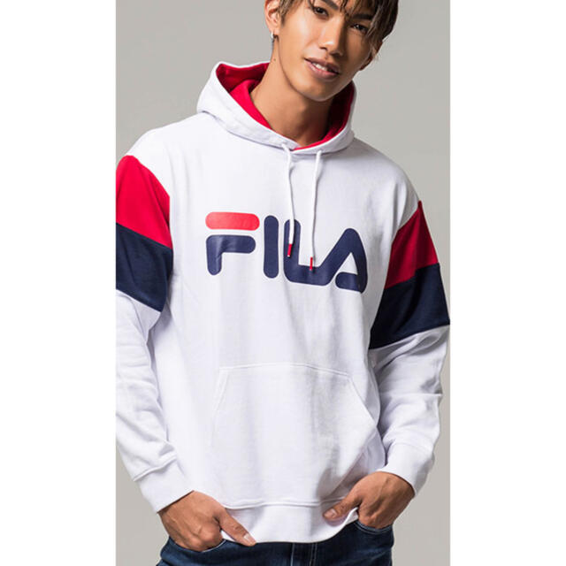 フィラ　FILA パーカー